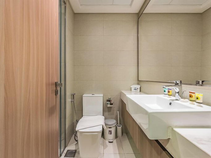 Bathroom 2, Relaxing Studio Retreat in Vibrant Meydan City,, Dubai