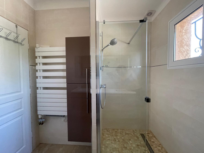 Bathroom 2, Villa Aloes - proche des plages, Var
