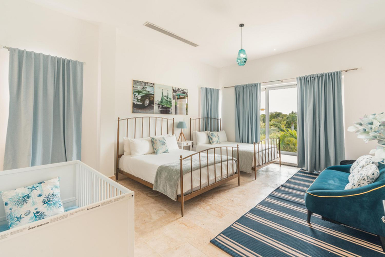Others 3, Luxury lakefront vacation paradise!, Salvaleon de Higuey