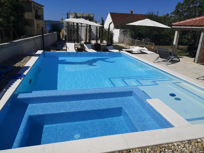 Others 5, Villa Lukas, Sukošan