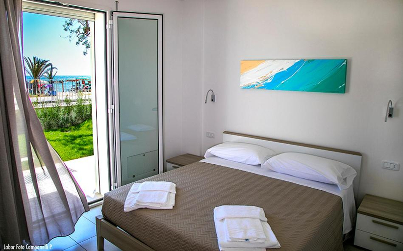 Others 2, Residence Acquasuite, Teramo