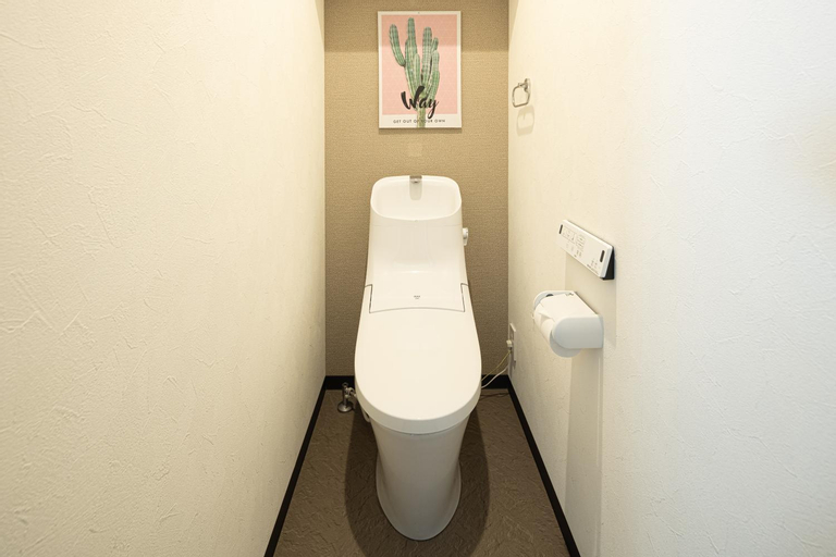 Bathroom 9
