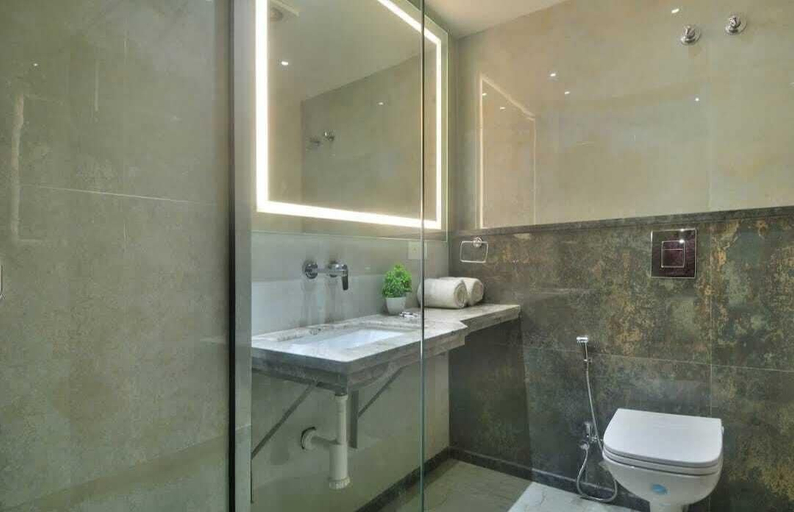 Bathroom 4, HOTEL IMPERIAL VIEW, Delhi