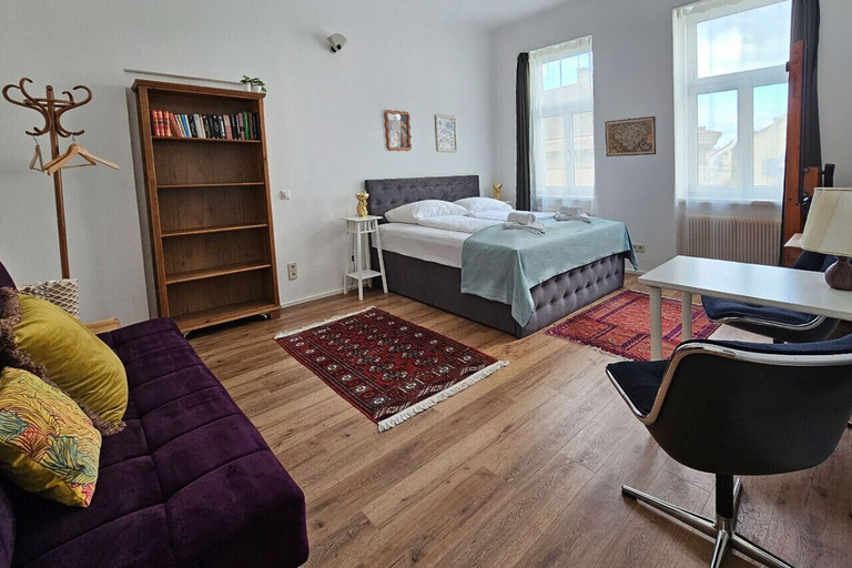 Bedroom 3, Red Palm - 100m2 - cozy, central, stylish, Wien