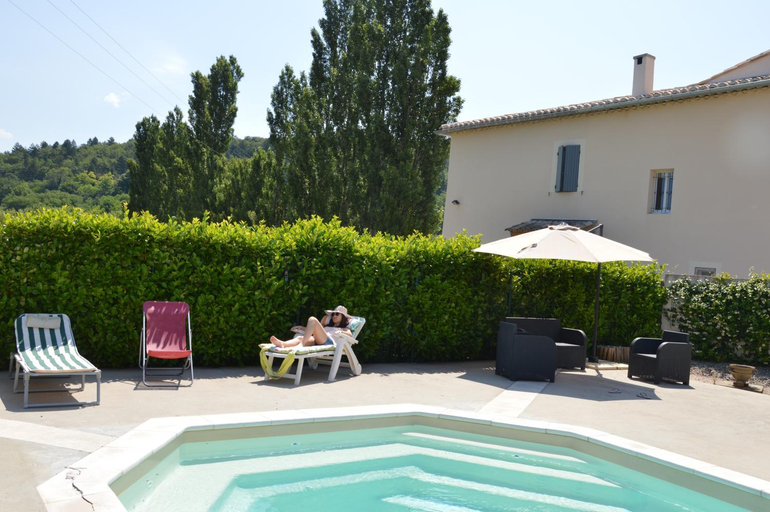 Others 5, Il etait une fois..., Vaucluse