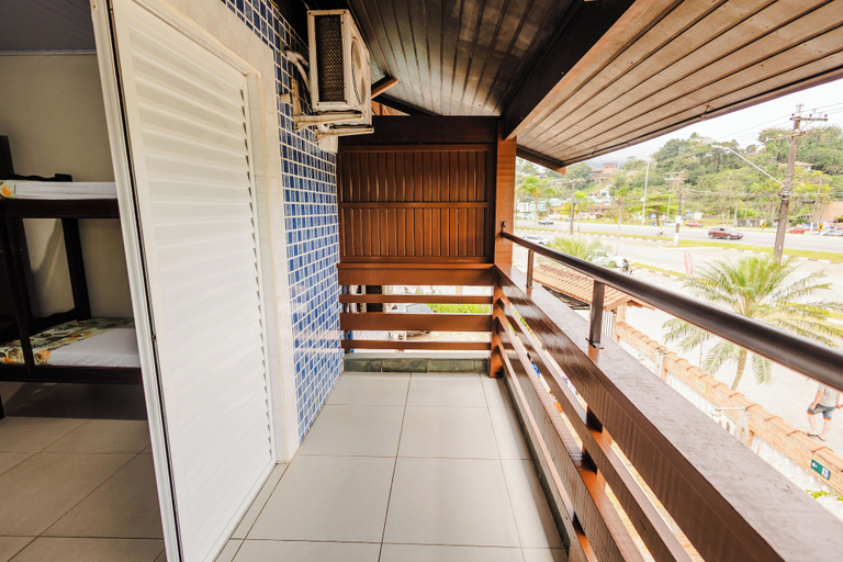 Others 5, Taya Hospedagens, Ubatuba
