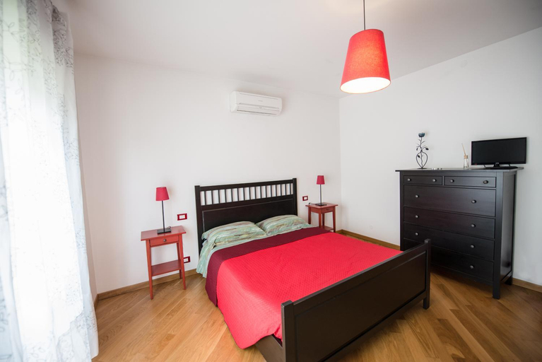 Others 4, B&B da Viky, Vicenza