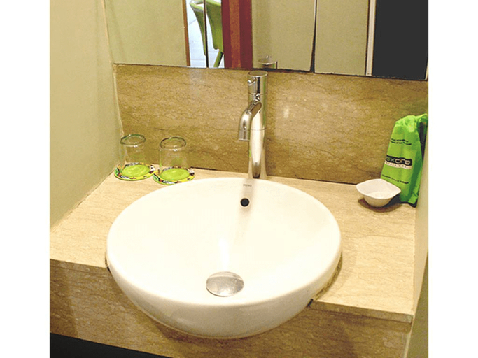 Bathroom 27