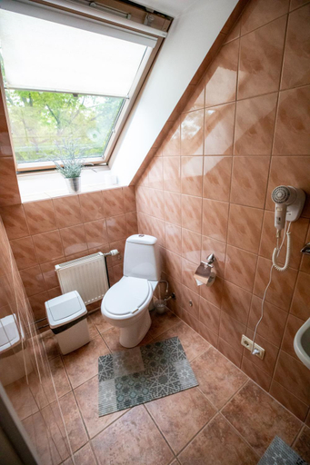 Bathroom 3, City Center Kakis B&B, Riga