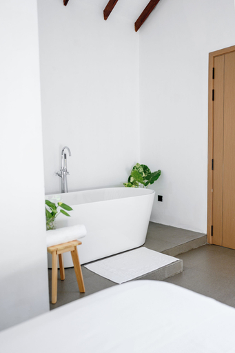 Bathroom 4, Kondey Villas, Gaafu Alifu Atoll