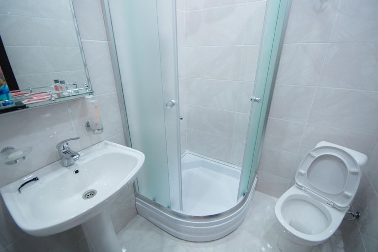 Bathroom 4, Hotel 725, Batumi