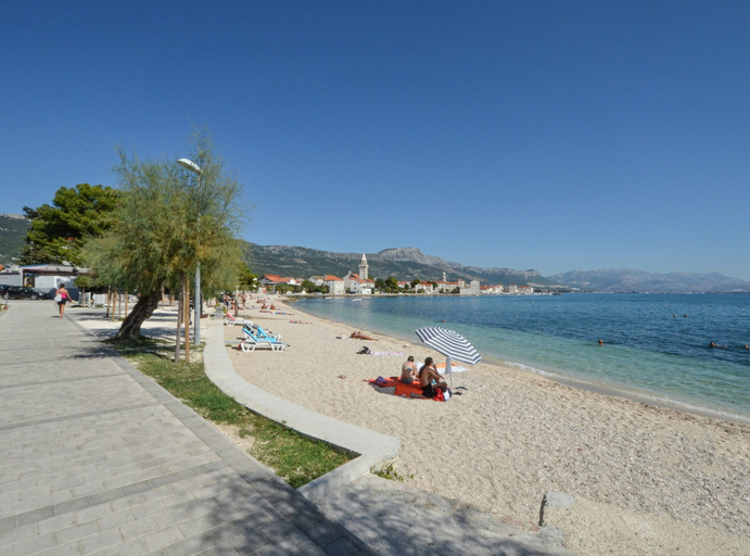 Others 4, Stylish Kaštela Apartment With Modern Amenities and Free Parking, Kaštela