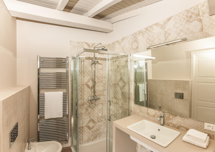 Bathroom 5, B&B Antico Brolo, Brescia