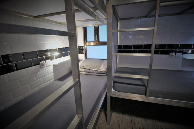 Bedroom 27