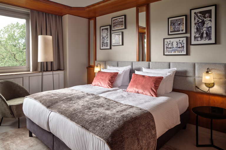 Bedroom 15