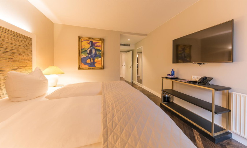 Bedroom 3, Bayerischer Hof, Erlangen