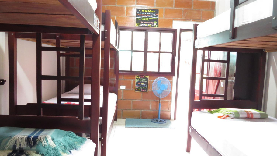 Others 5, Esperanto Bed & Breakfast Surf Hostel, Santa Elena