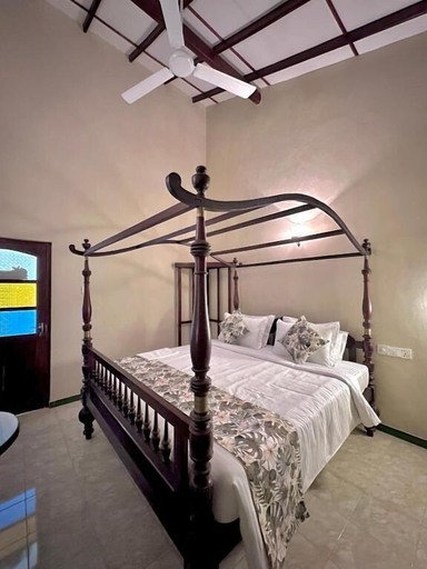 Bedroom 4, The Vitamin Sea Villa, Ambalangoda
