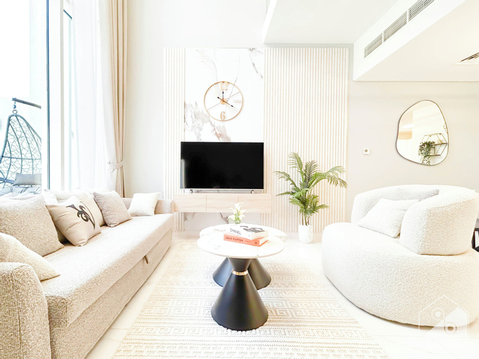 Luxury 1-br Villa in Rukan: Dubai Skyline Views!, Al Wajeha Al Bahriah