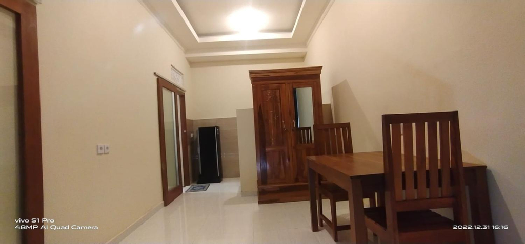 Dining Room 17