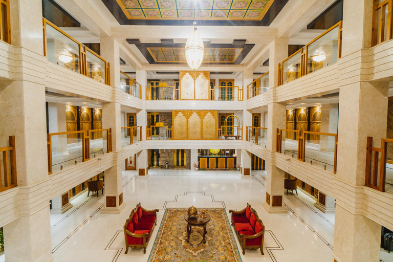 Public Area, Hotel The Dewan, Srinagar