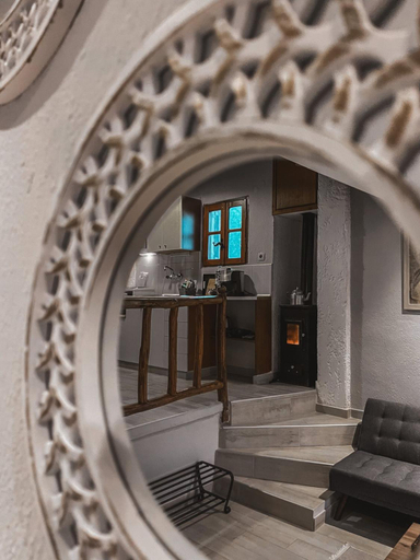Others 4, Villa Olga studios, Central Macedonia