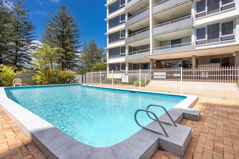 Ambassador Beachfront Apartments - Hosted by Burleigh Letting, Gold Coast