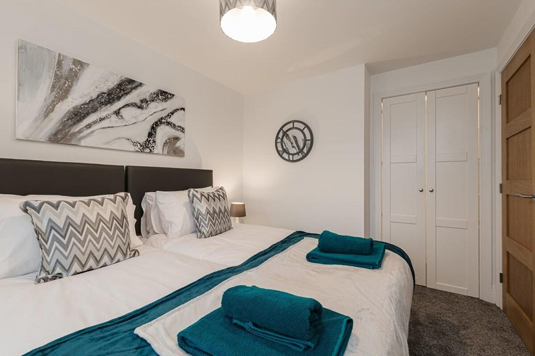 Others 5, Tannery Place | 3 Bedrooms Parking Wi-Fi Garden, Lancashire