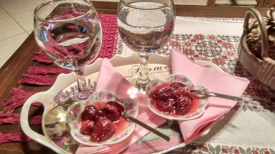 Food & Drinks 5, Valentini Guesthouse, Central Greece