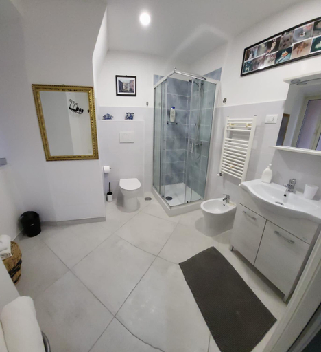 Others 2, B&B Il Geranio, Latina