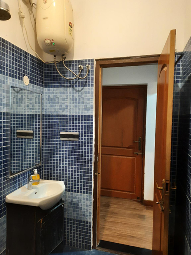 Bedroom 4, Villa Serenity Le Sejour with Swimming pool, Viluppuram