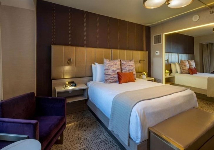 Bedroom 28