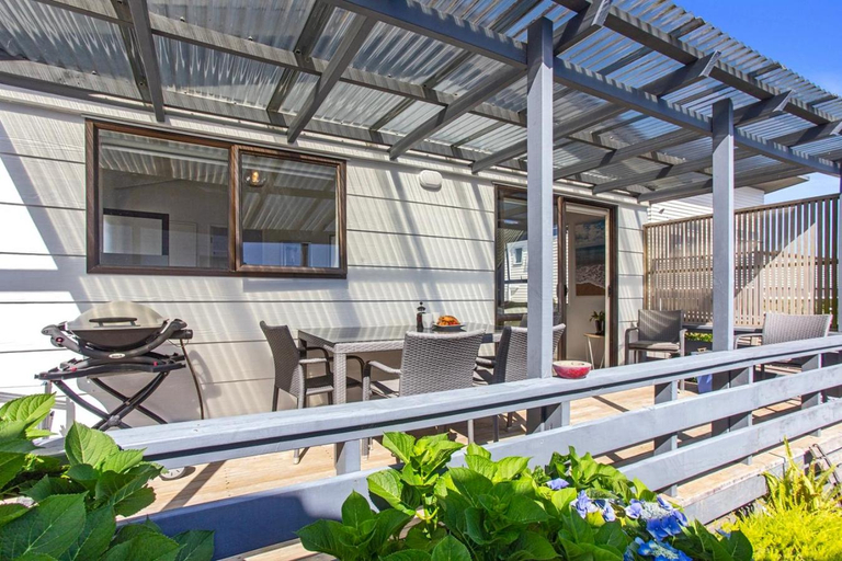 Others 4, Beverley Hills Cottage, Thames-Coromandel