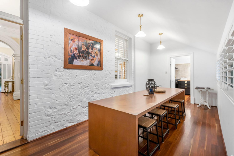 Others 4, Accommodation in Fremantle, Fremantle