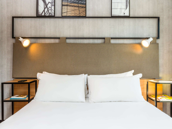 Bedroom 3, ibis Paris Bastille Opera 11th, Paris
