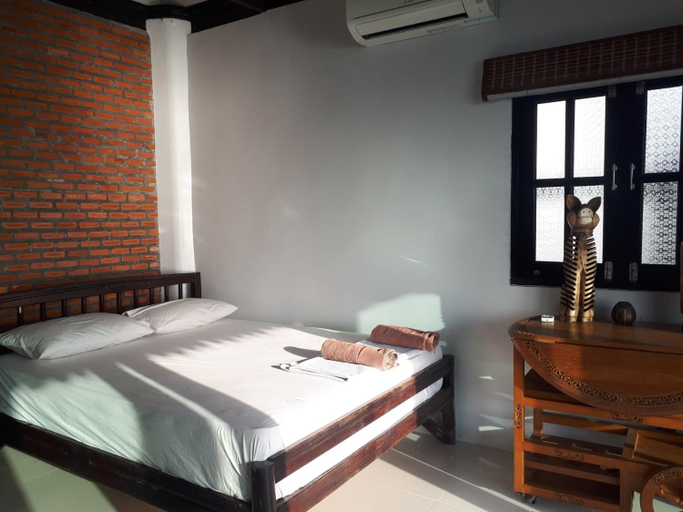 Bedroom 2, Lighthouse Bungalows, Ko Phangan