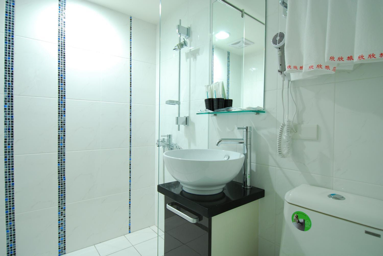 Bathroom 5