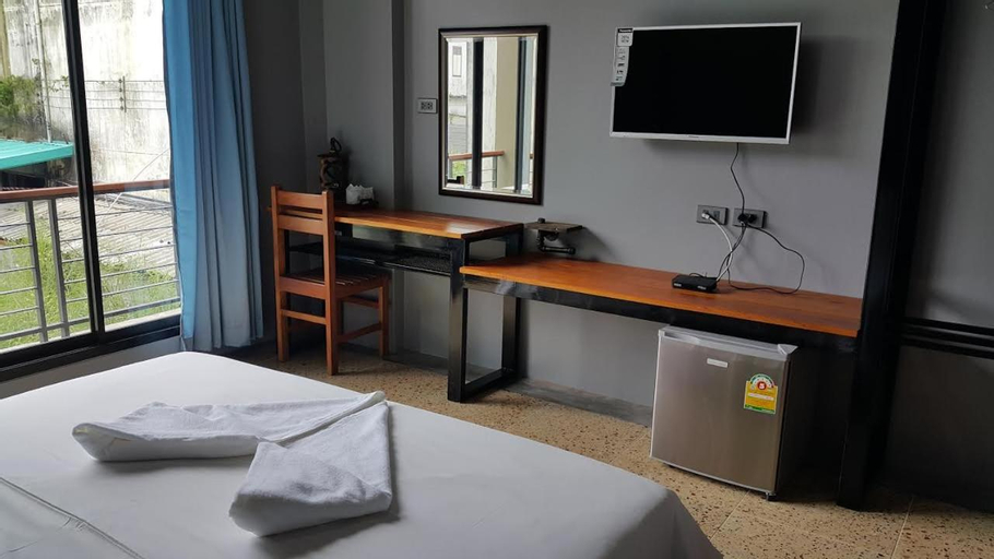 Bedroom 6