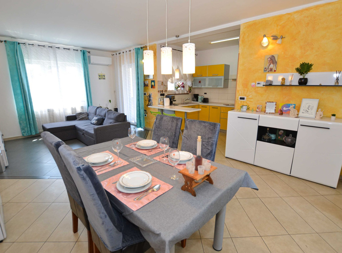 Others 5, Radovani Peaceful and Serene Apartment With Terrace, Rovinj