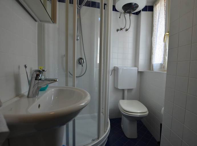 Bathroom 2, Blissful Bay Apartment Rovinj Center, Rovinj