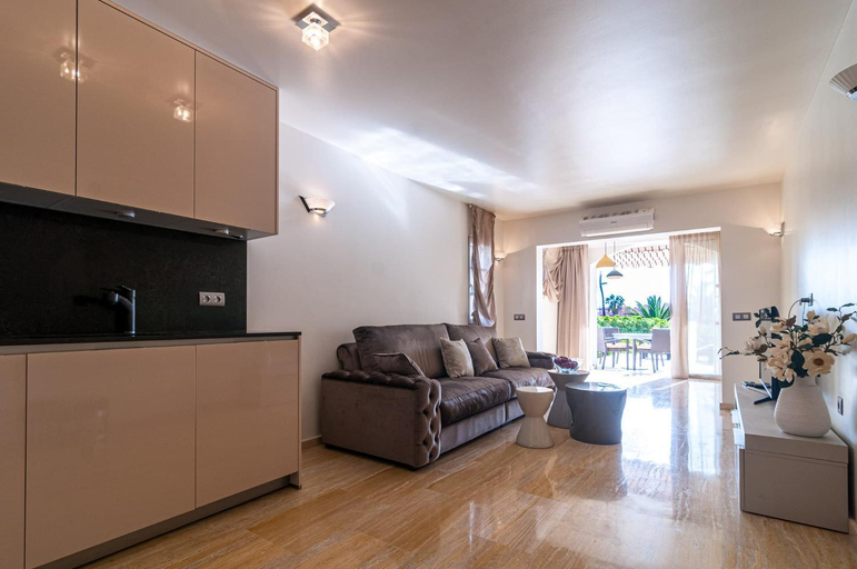 Others 2, Luxurious Apartment In Residencial Mango!, Santa Cruz de Tenerife