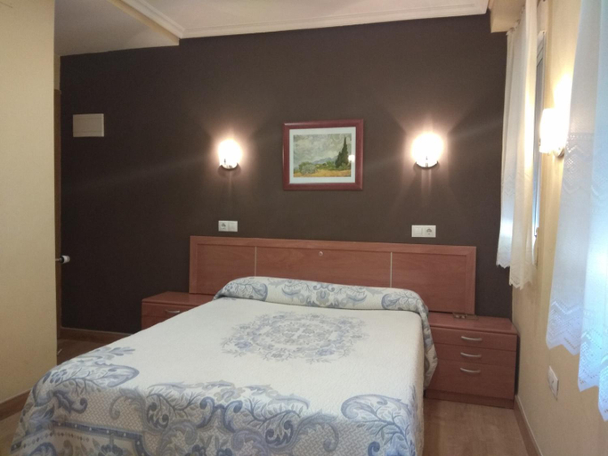 Others 4, Hostal Lido, Ourense