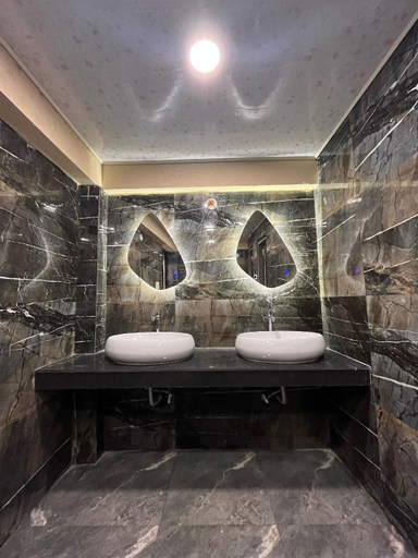 Bathroom, Bliss Grace Hotel, Jalpaiguri