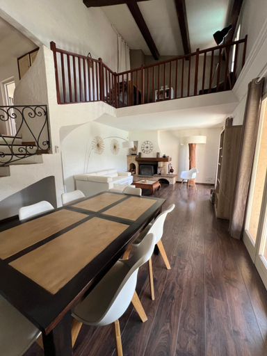 Others 4, Villa sur la Cote d’Azur avec piscine, Alpes-Maritimes