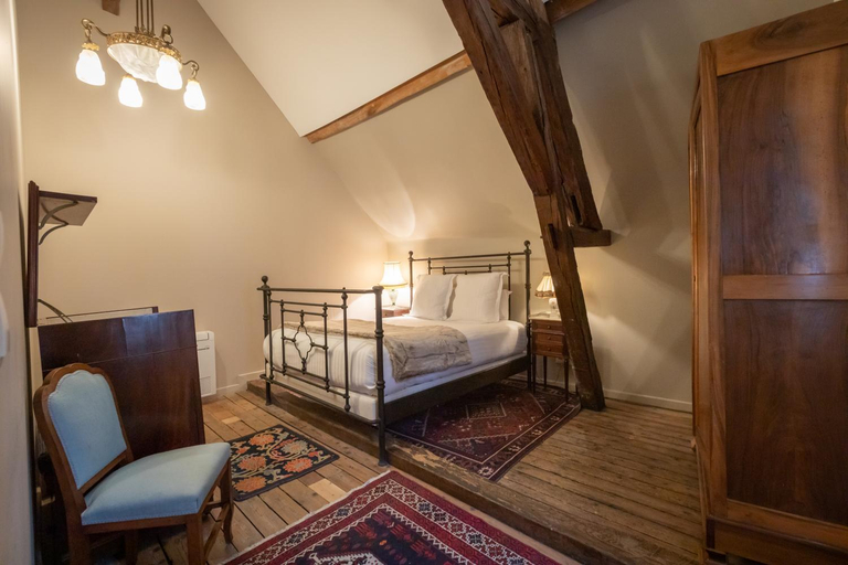 Bedroom 12