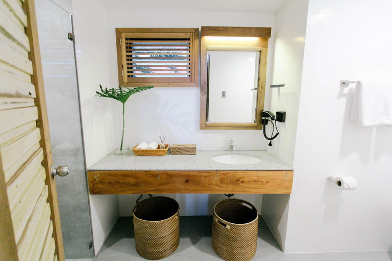 Bathroom, Salum Dive Resort, Dauin