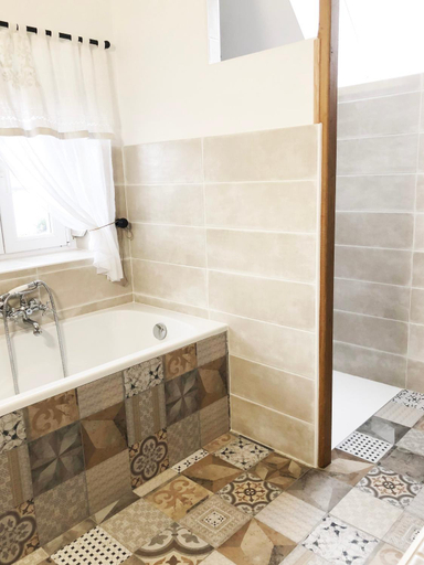 Bathroom, Il etait une fois a l'Ouest "Lamballe-Armor", Côtes-d'Armor