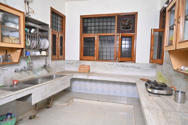 Bathroom 3, Paradise Island, Amritsar