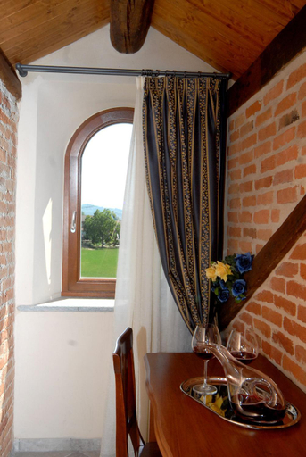 Dining Room 18