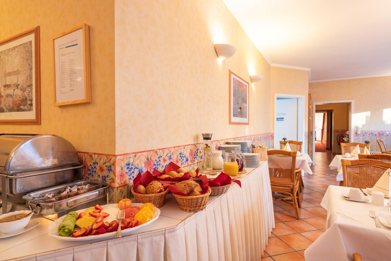Food & Drinks 5, Strandhotel Mowe, Vorpommern-Greifswald